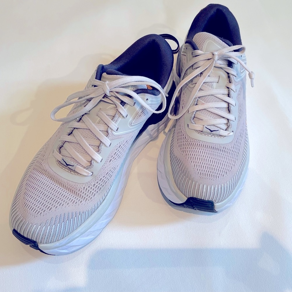 Hoka One One Bondi